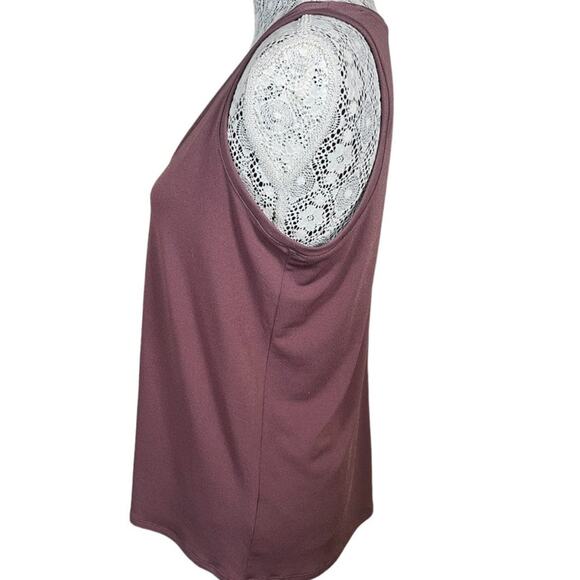 Express Women's V-Neck Sleeveless Top Sold Color / Size Small - Picture 2 of 5